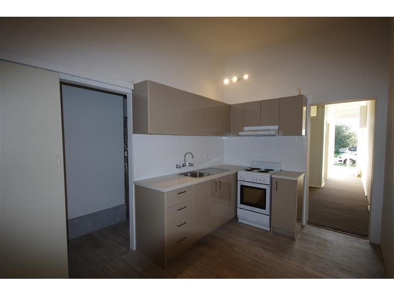 2/39 Darling Avenue, Cowra NSW 2794