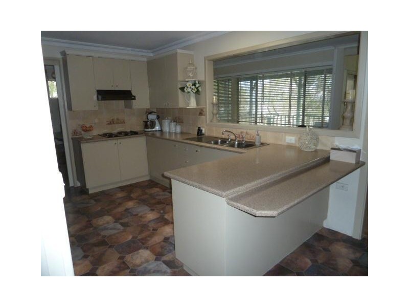 20 Berowra Street, Cowra NSW 2794