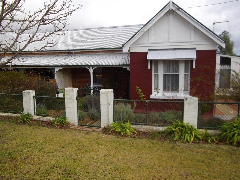 22 Smith Street, Cowra NSW 2794