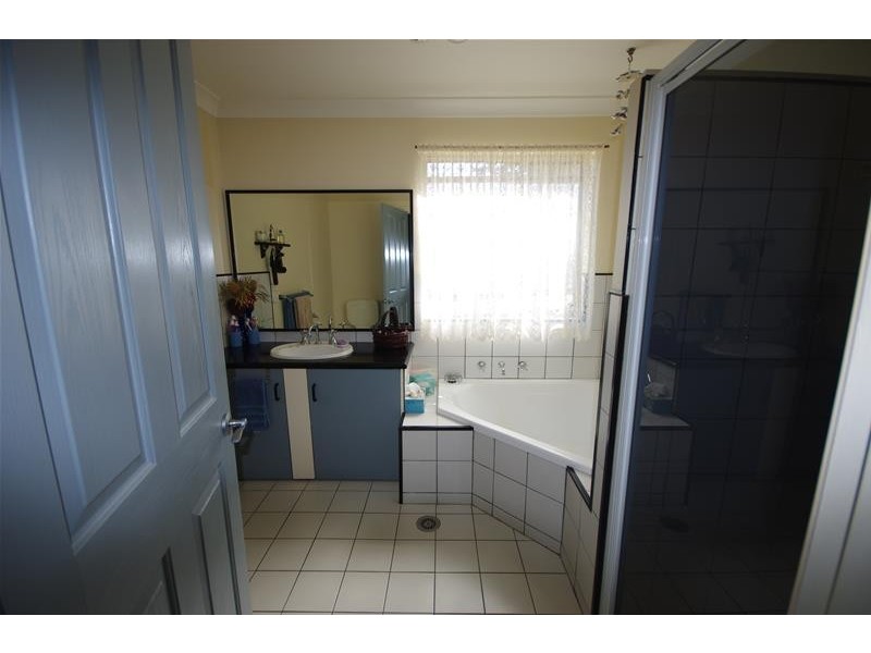 50 Evans Street, Cowra NSW 2794