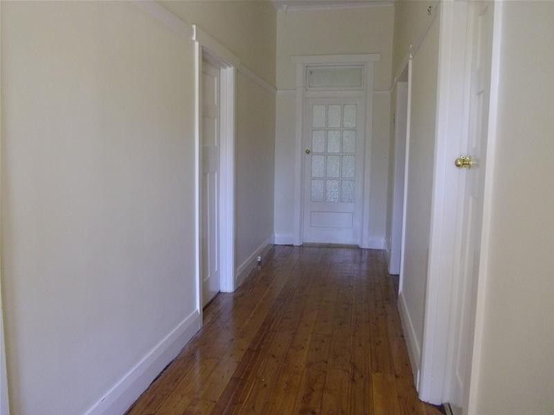 120 Fitzroy Street, Cowra NSW 2794