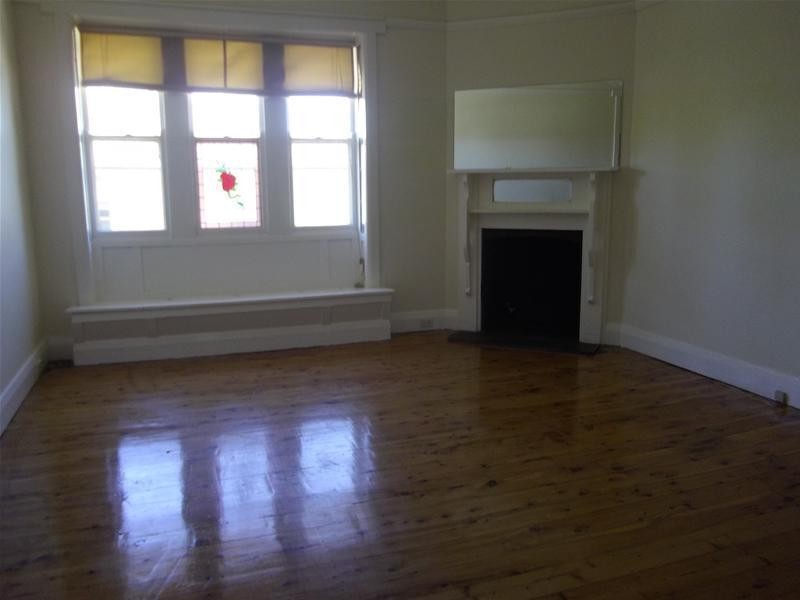 120 Fitzroy Street, Cowra NSW 2794