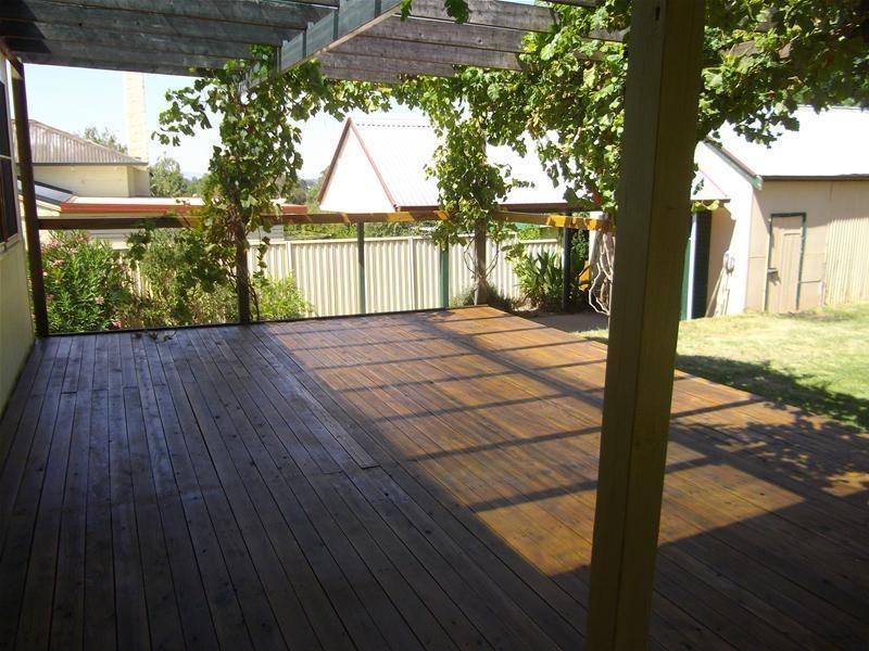 120 Fitzroy Street, Cowra NSW 2794