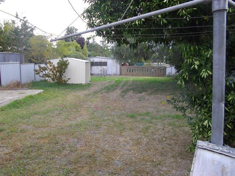 13 Vaux Lane, Cowra NSW 2794