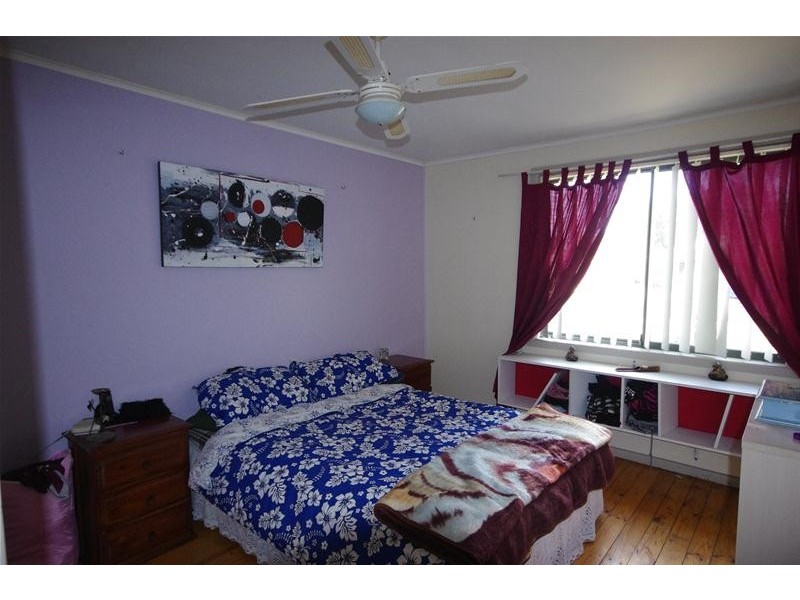 12 Logan Street, Cowra NSW 2794