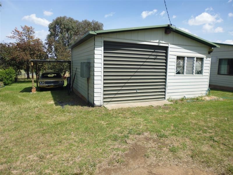 82-84 Robinson Street, Woodstock NSW 2793