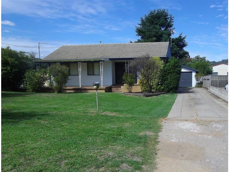 15 Cooyal Street, Cowra NSW 2794