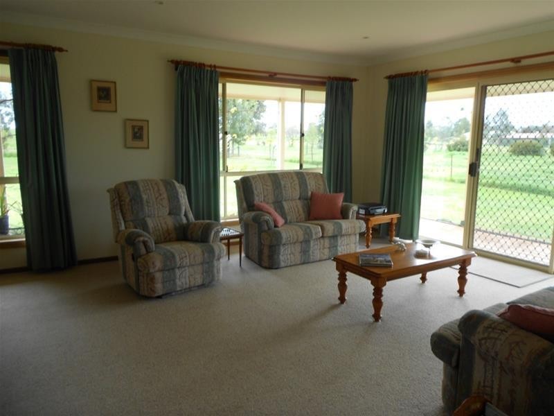 113 Vernon Drive, Cowra NSW 2794