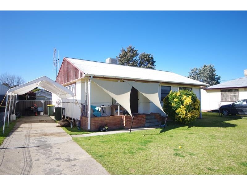 29 Victor Street, Cowra NSW 2794