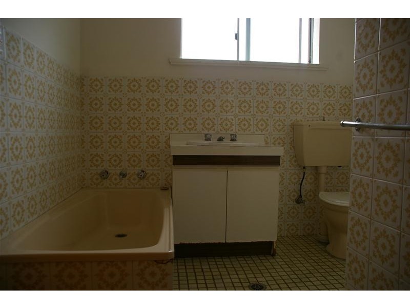 31C Newcombe Street, Cowra NSW 2794