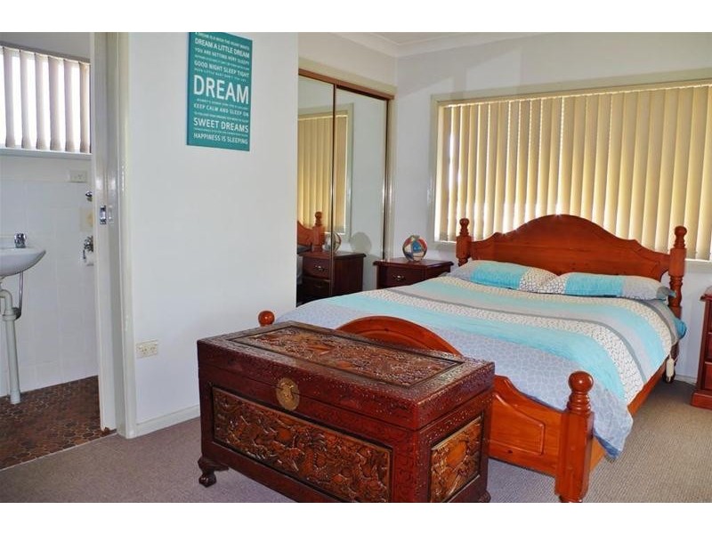 50 Lee Street, Cowra NSW 2794