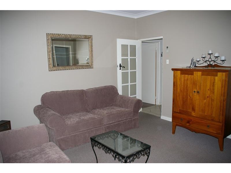 23 Liverpool Street, Cowra NSW 2794