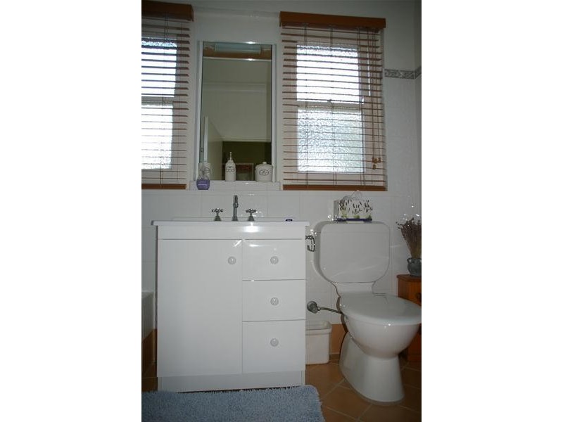 23 Liverpool Street, Cowra NSW 2794