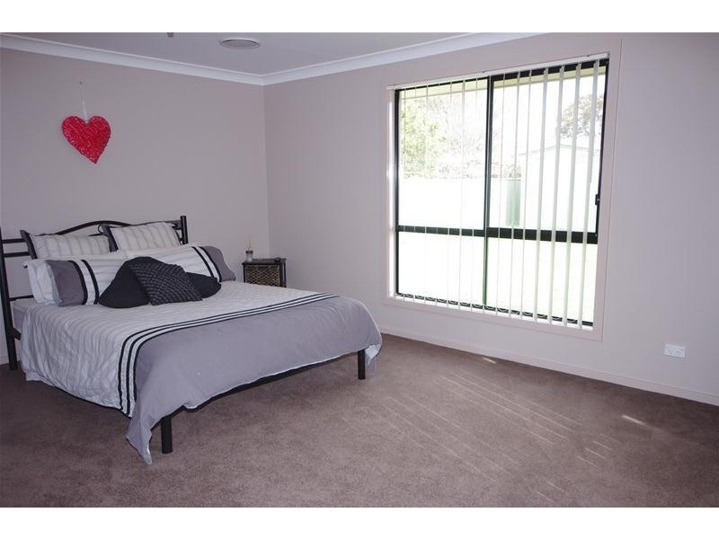 4 Mirage Drive, Cowra NSW 2794