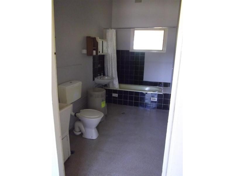 Unit 4/ 28 Argoon Street, Cowra NSW 2794