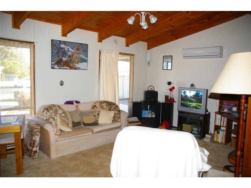 11 Ranken Street, Cowra NSW 2794