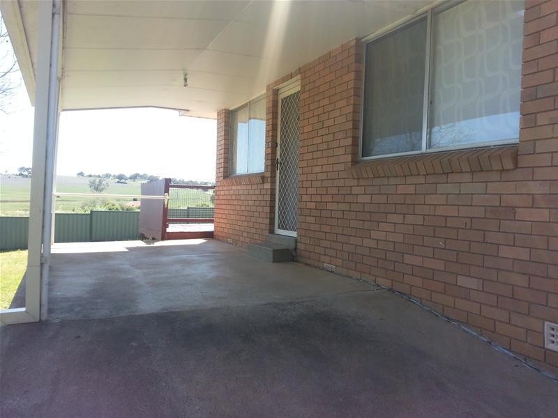 28B Wollowra Street, Cowra NSW 2794