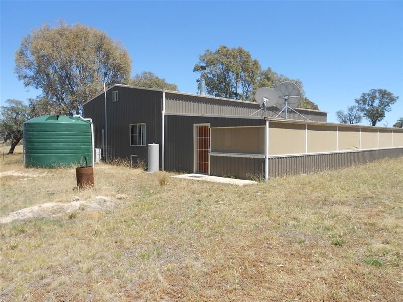 181 Elliotts Road, Cowra NSW 2794