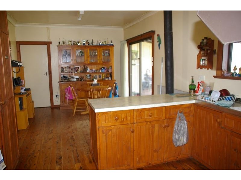 Grenfell Road, Cowra NSW 2794