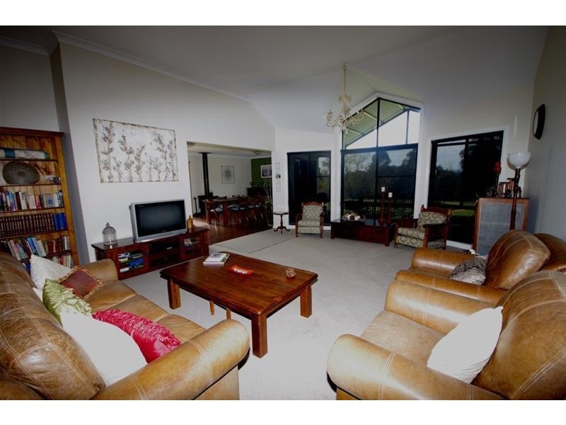 35 Dawson Drive, Cowra NSW 2794