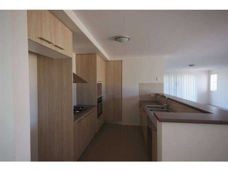 1 Vineyard Drive, Cowra NSW 2794