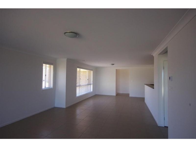 1 Vineyard Drive, Cowra NSW 2794