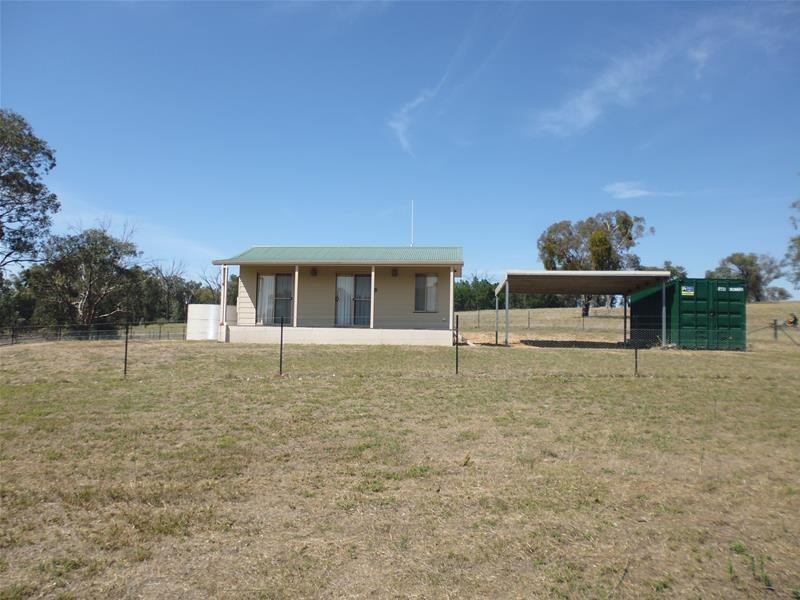 37 Bennett Springs Road, Cowra NSW 2794