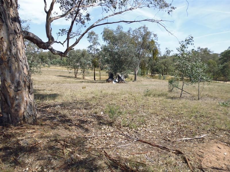 37 Bennett Springs Road, Cowra NSW 2794