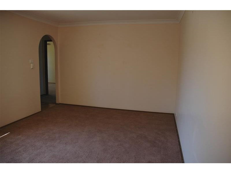 15 Logan Street, Cowra NSW 2794