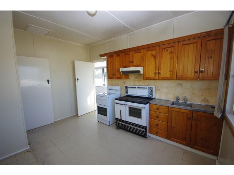 70 Waratah Street, Cowra NSW 2794