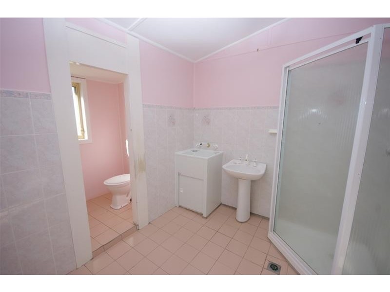 70 Waratah Street, Cowra NSW 2794