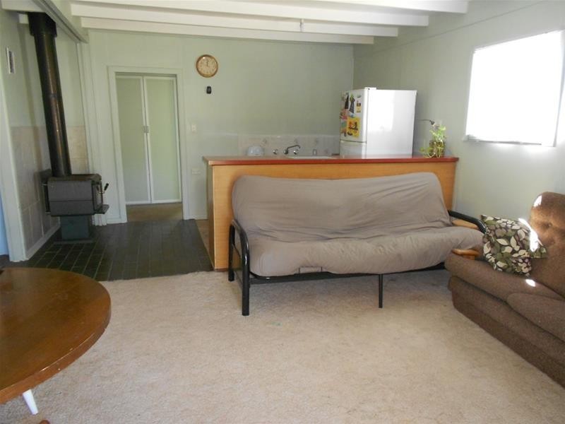 6 Deboyne Street, Koorawatha NSW 2807