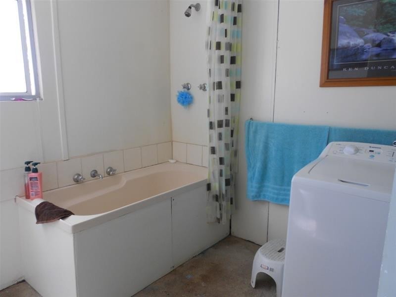 6 Deboyne Street, Koorawatha NSW 2807