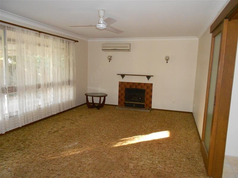 14 Bank Street, Gooloogong NSW 2805