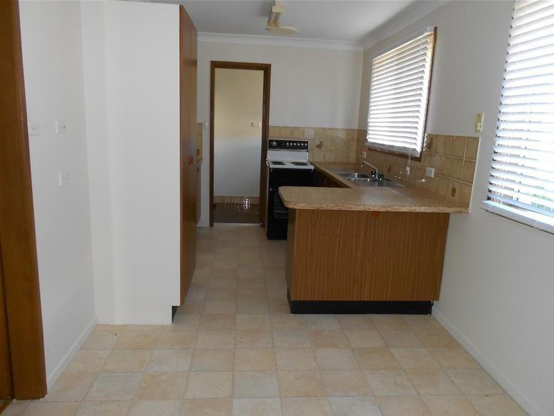 14 Bank Street, Gooloogong NSW 2805