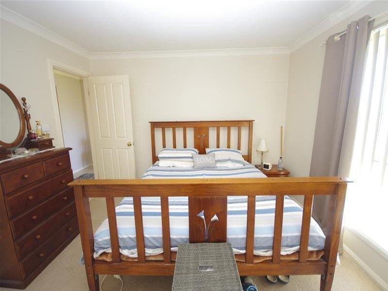 12 Pridham Street, Cowra NSW 2794