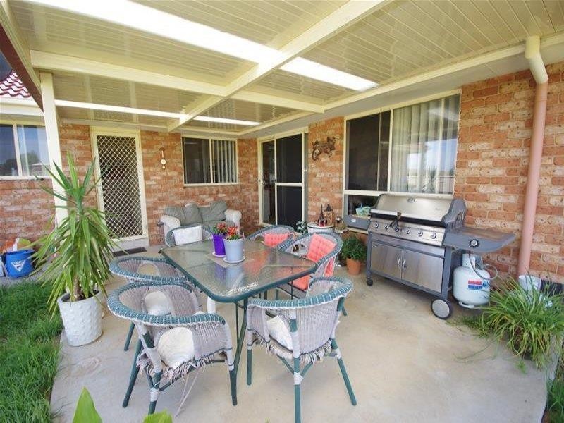 12 Pridham Street, Cowra NSW 2794