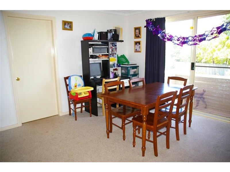 13 Eucalypt Close, Cowra NSW 2794