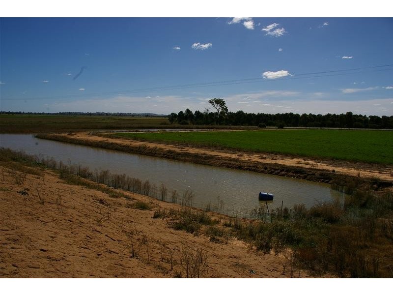 1826 North Logan Road, Cowra NSW 2794