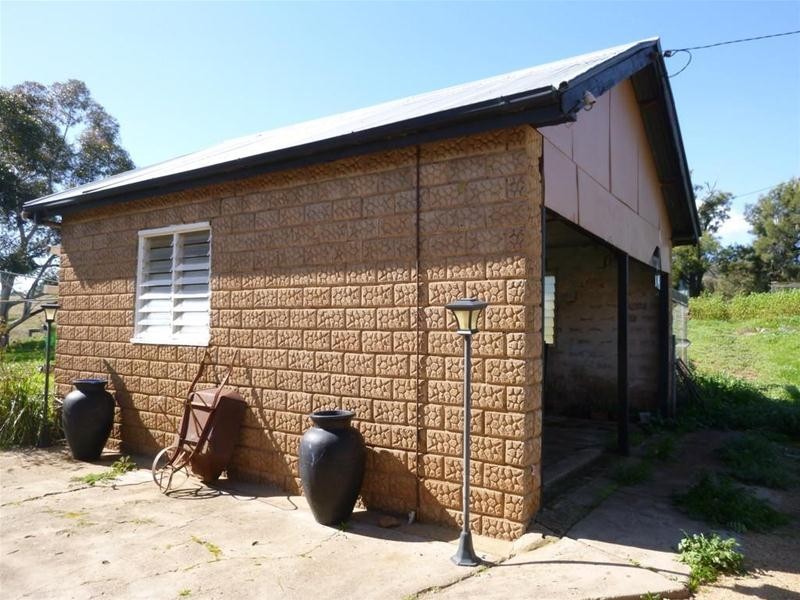 2005 Casuarina Drive, Gooloogong NSW 2805