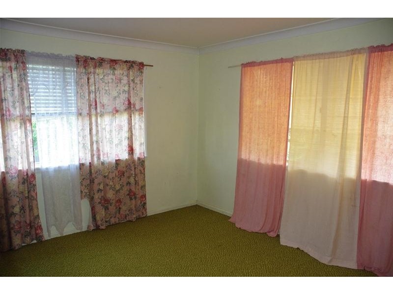 25 Dowell Street, Cowra NSW 2794