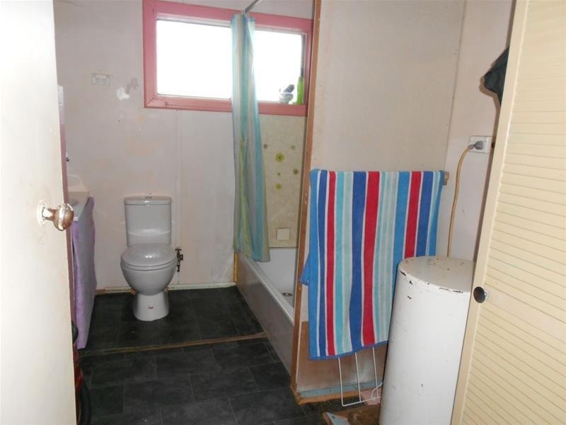 1 Railway Street, Caragabal NSW 2810