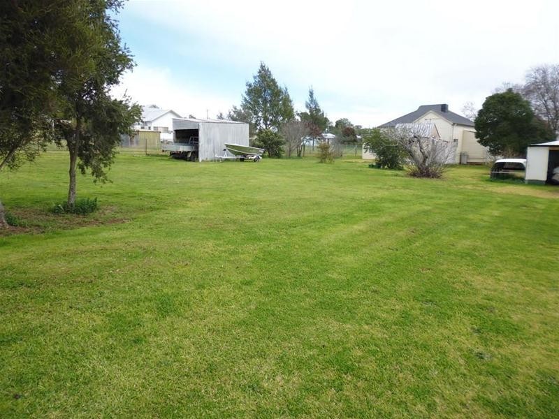 17 Stuart Street, Woodstock NSW 2793