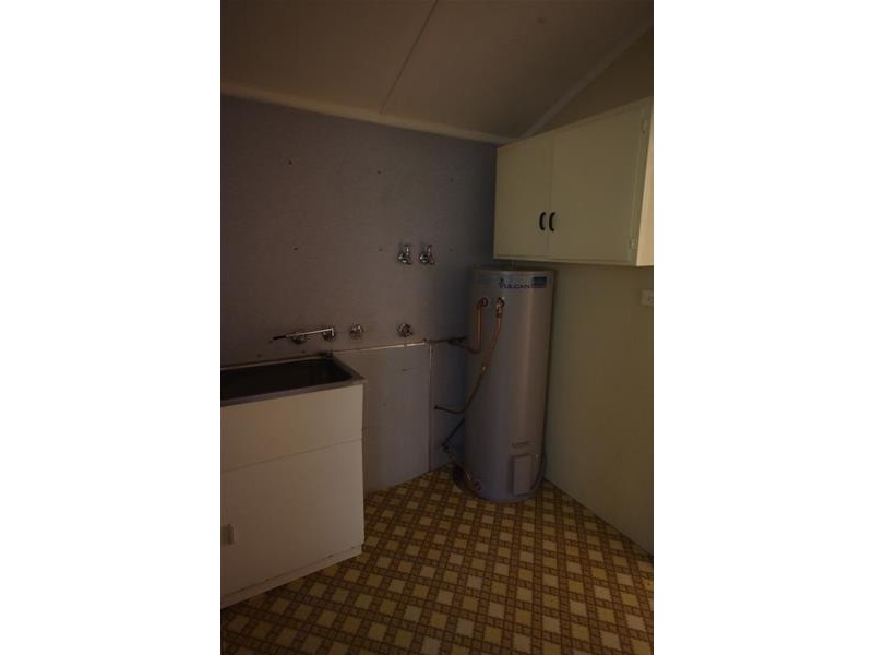 6 Carleton Street, Cowra NSW 2794