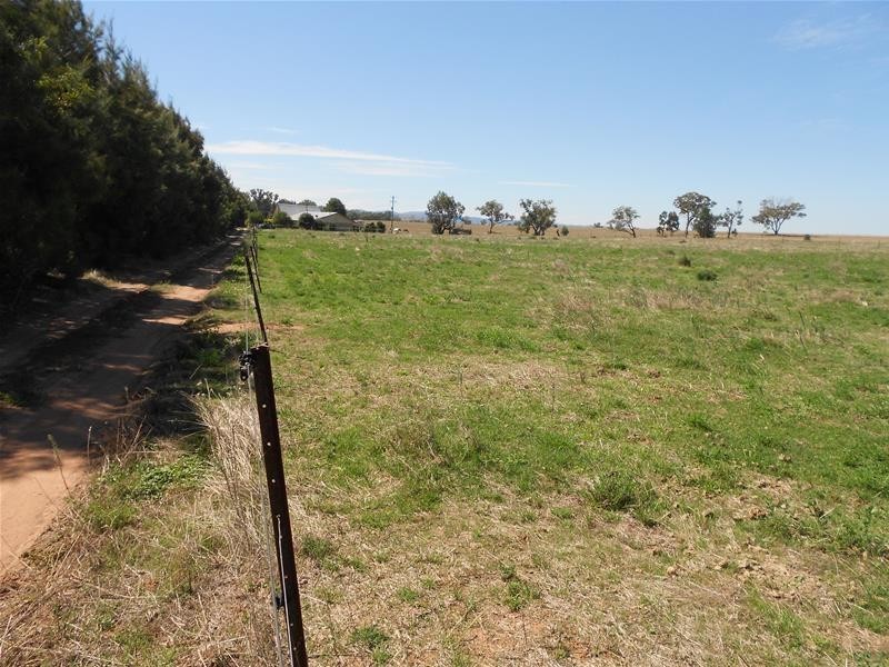 1 & 2 Waterview Road, Gooloogong NSW 2805