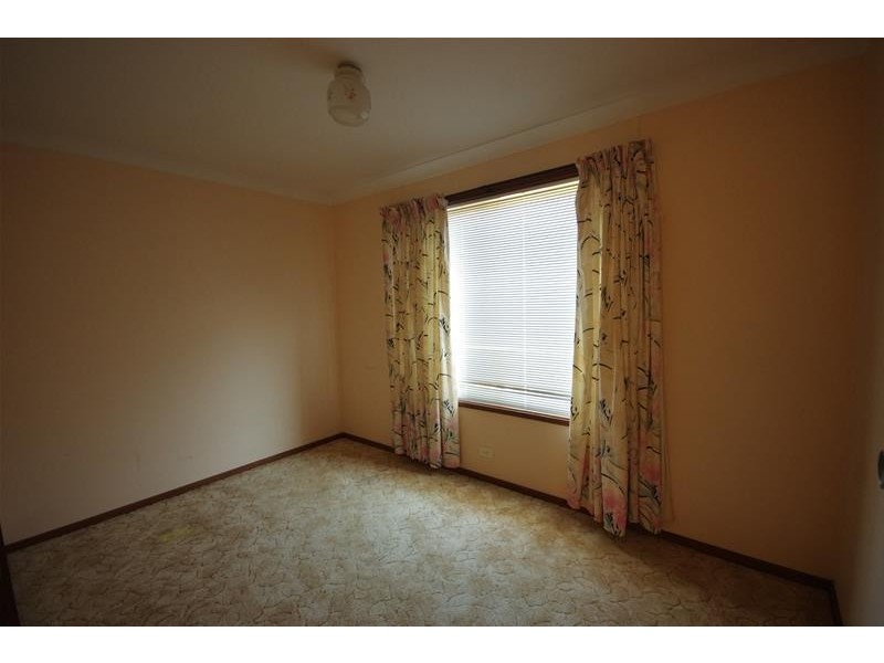 52 Walker Street, Cowra NSW 2794