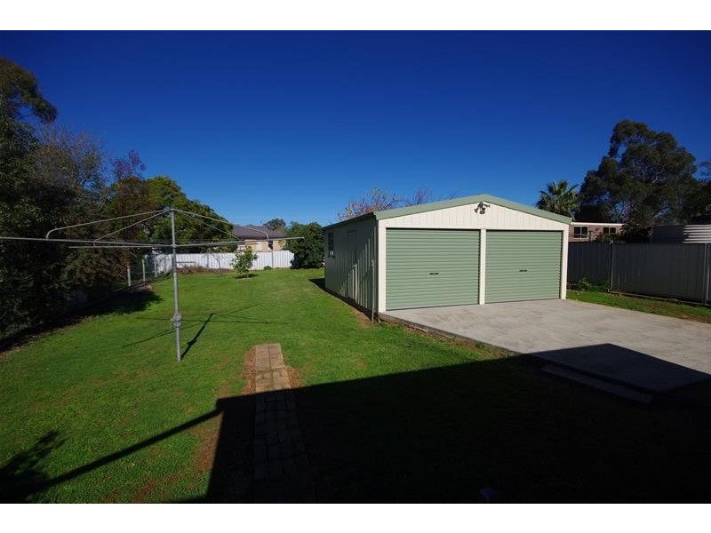 52 Walker Street, Cowra NSW 2794