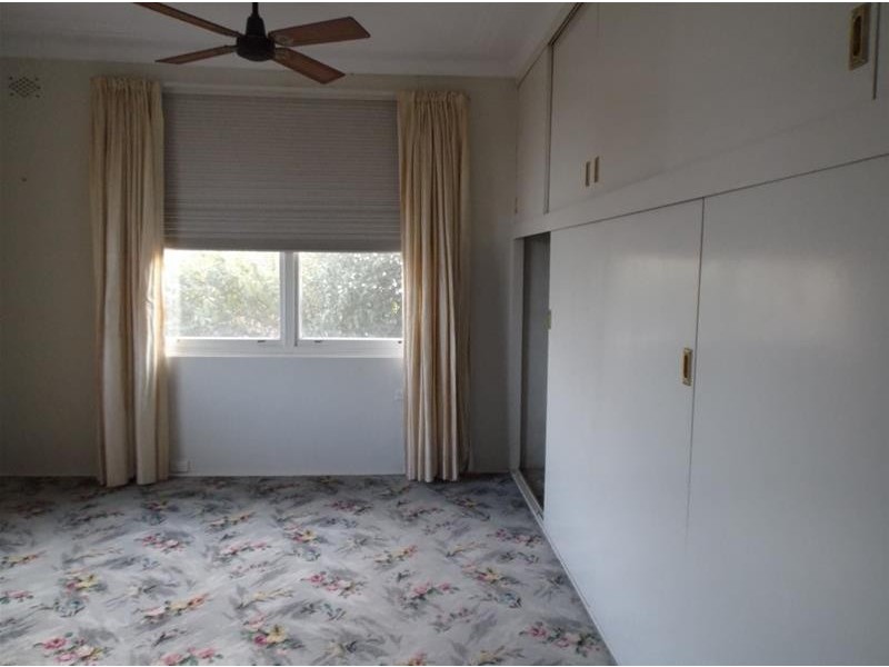 30 Keswick  Street, Cowra NSW 2794