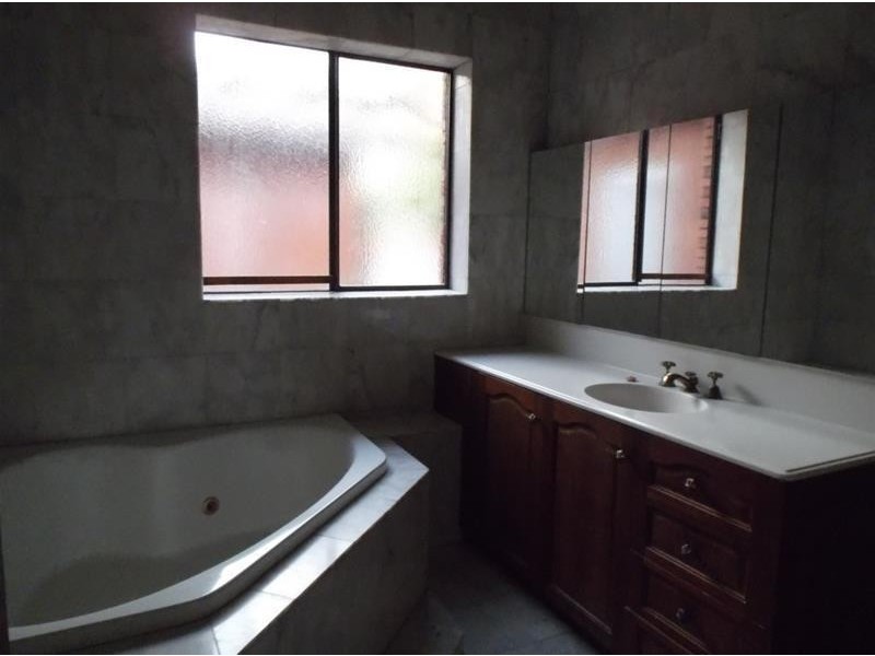 30 Keswick  Street, Cowra NSW 2794