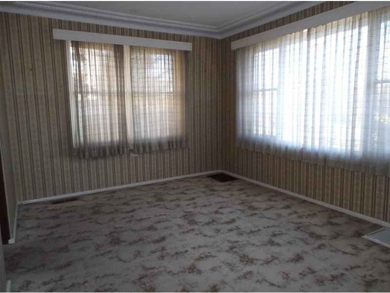 30 Keswick  Street, Cowra NSW 2794